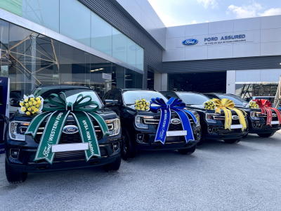 Viettrans cùng LNG VN nhận thêm 4 xe Ford Everest thế hệ mới