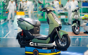 Honda ra mắt xe máy điện mới, đẹp sang xịn mà giá chỉ 1 nửa Vision- Ảnh 7. Honda ra mắt xe máy điện mới, đẹp sang xịn mà giá chỉ 1 nửa Vision- Ảnh 7.